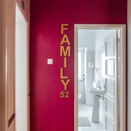 Aquilla Family 307 * Лиссабон