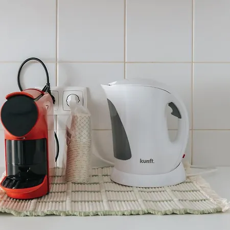 Проживание в семье Aquilla Family 307 *