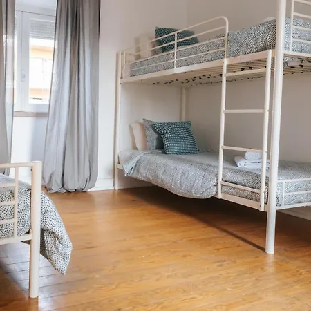 Aquilla Family 307 Проживание в семье *